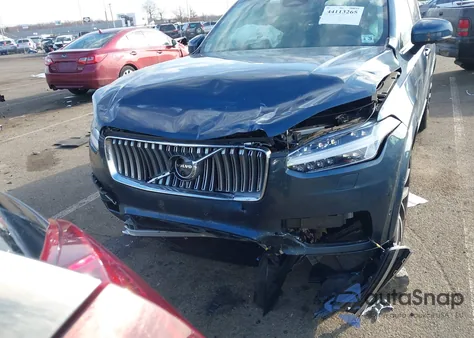 2023 Volvo Xc90 B6 Plus 7-Seater из США, поврежденный, VIN YV4062PN1P1991447